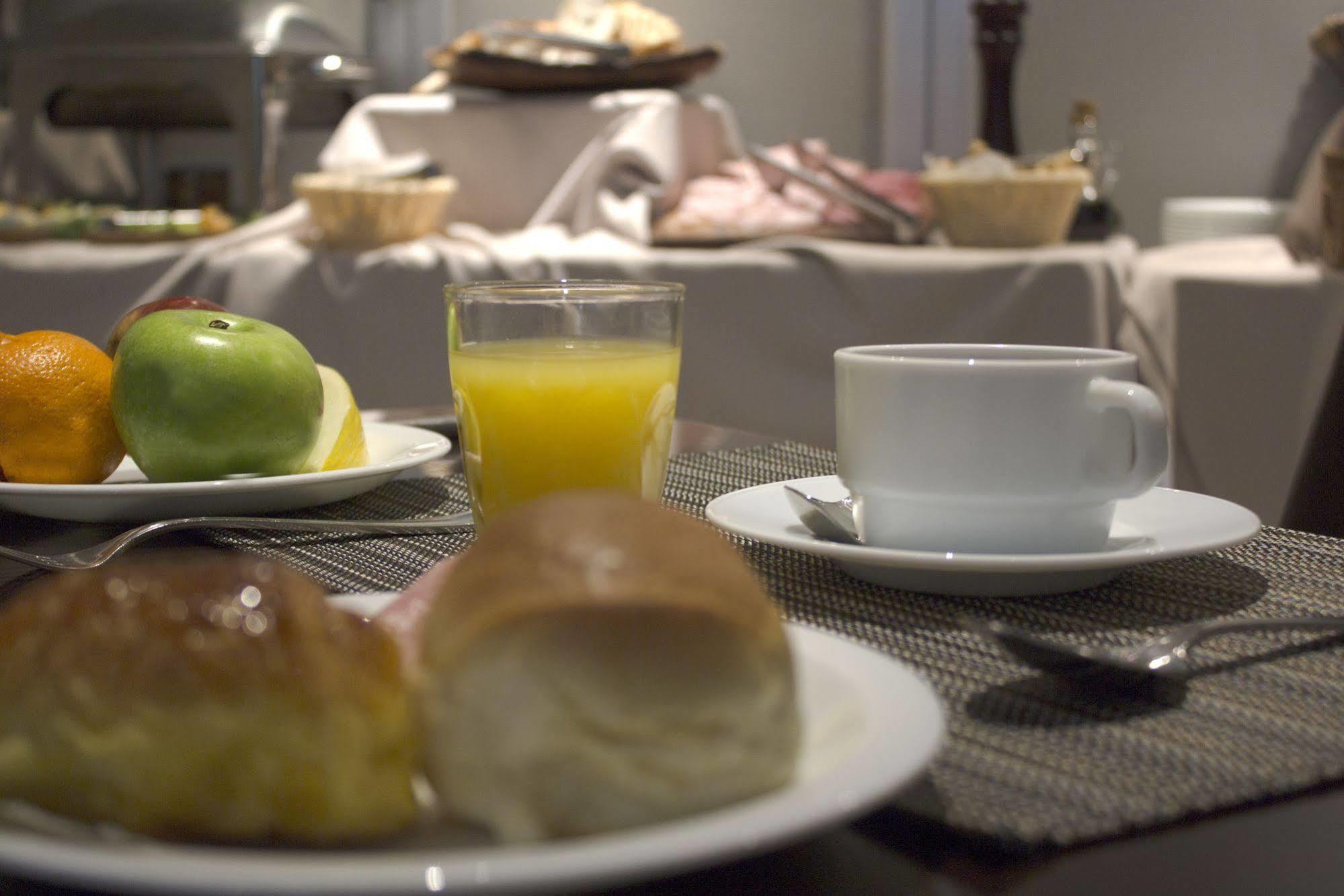 Regency Golf - Urbano Hotel